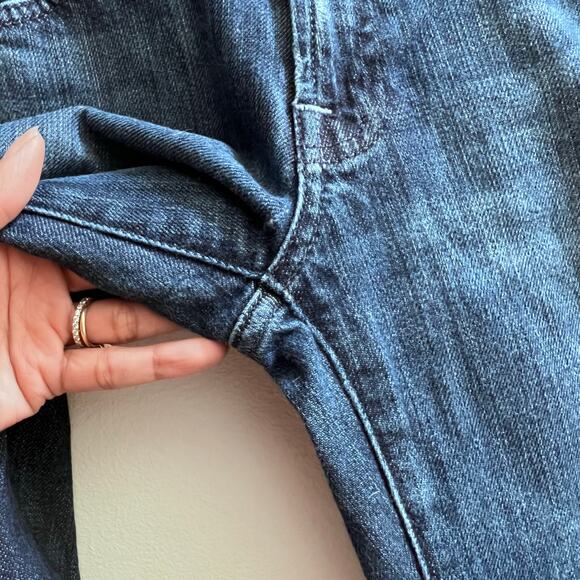 7 For All Mankind Bootcut Women's Jean Size 28 Medium Wash Straight Leg Denim - Picture 5 of 8